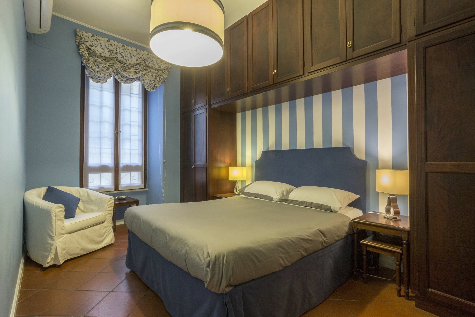 Gianicolo'S Hill Suite Apartment Roma Esterno foto